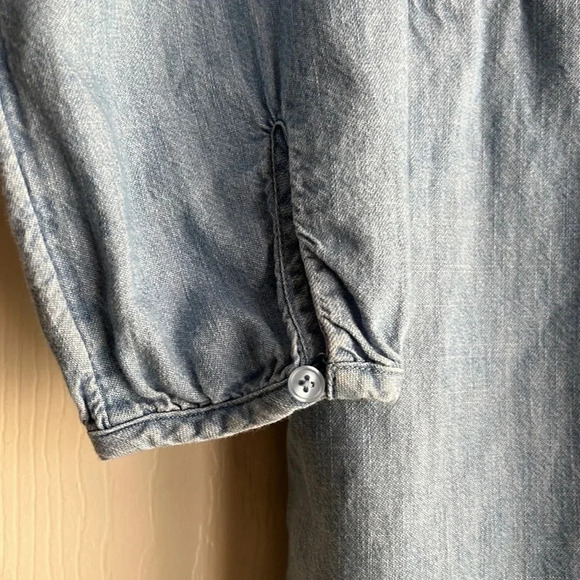 Old Navy Chambray Long Sleeve Wide leg Cropped Jumpsuit women’s size Medium - Picture 10 of 15